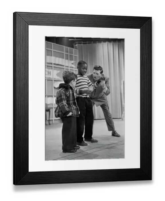 Framed Print : Live From New York Framed Print : Live From New York