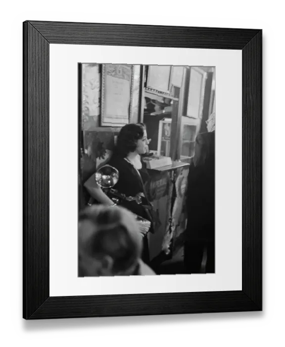 Framed Print : New York Bar Scene Framed Print : New York Bar Scene