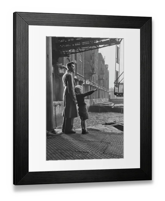 Framed Print : Bogarde's Sidekick Framed Print : Bogarde's Sidekick