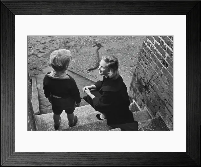 Framed Print : Jon Whiteley