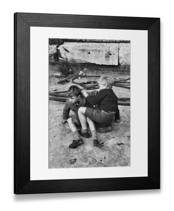 Framed Print : Jon Whiteley