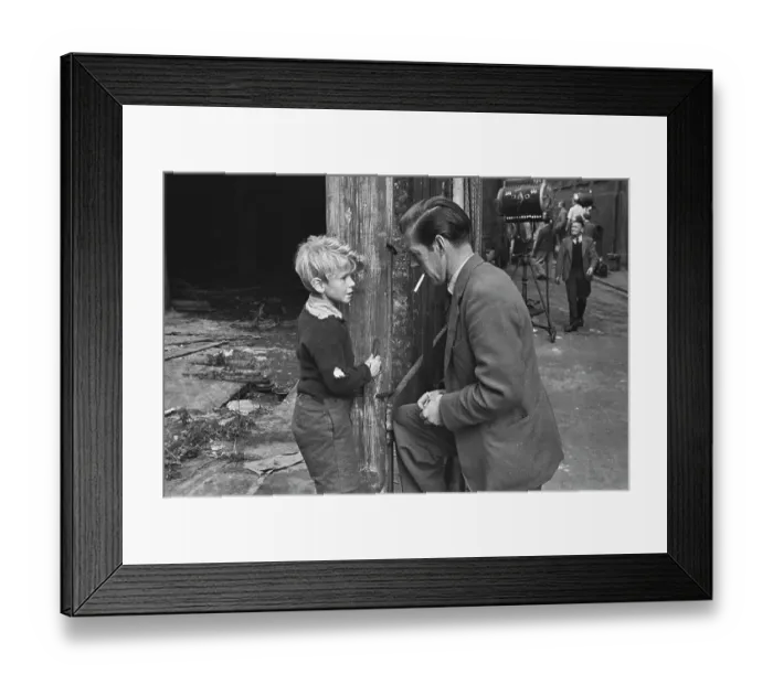 Framed Print : Hunted. English film director Charles Crichton with Scottish child actor Framed Print : Hunted. English film director Charles Crichton with Scottish child actor