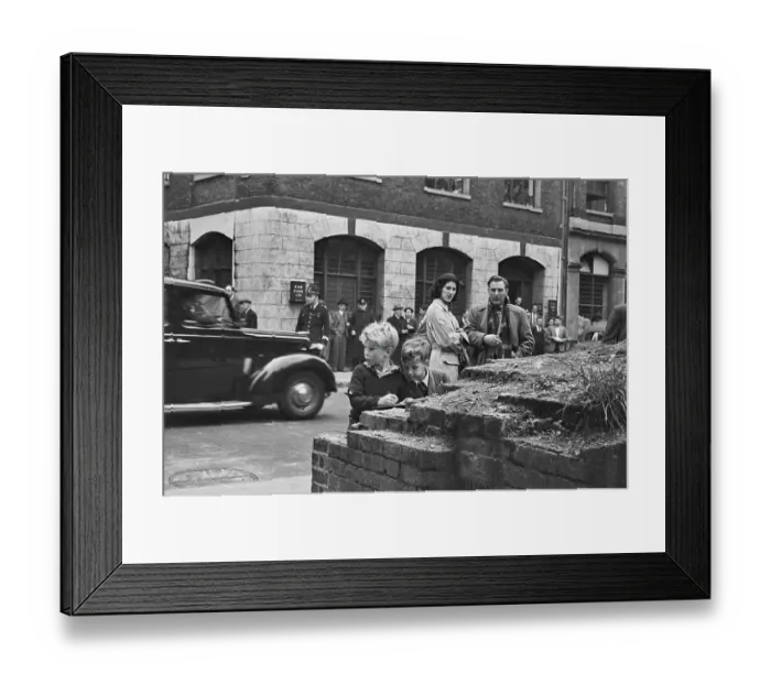 Framed Print : Jon Whiteley Framed Print : Jon Whiteley