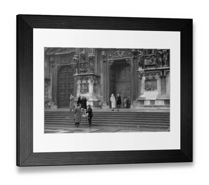 Framed Print : Bluebell Girls At Milan Cathedral