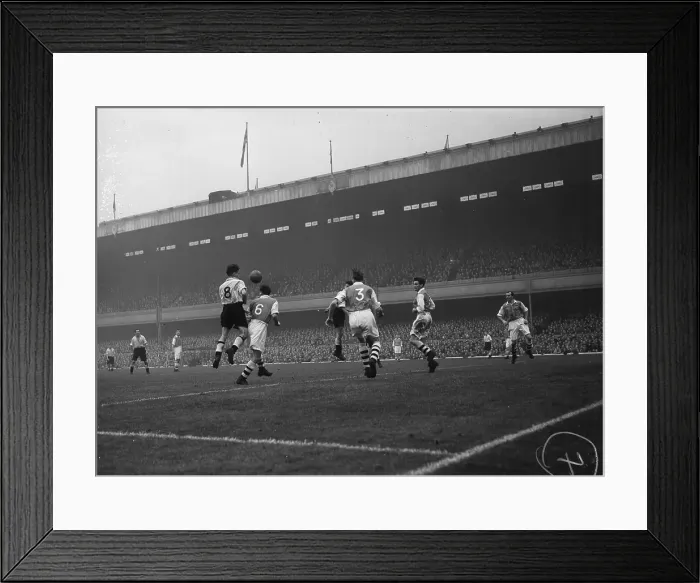 Framed Print : Arsenal Defence Framed Print : Arsenal Defence