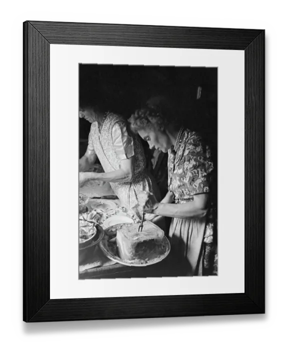 Framed Print : Sheep Shearing In Snowdonia Framed Print : Sheep Shearing In Snowdonia
