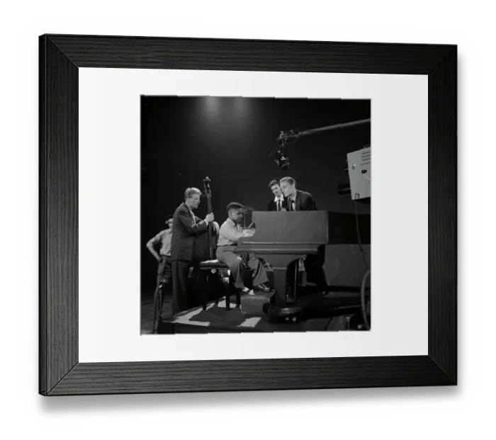 Framed Print : It's Not Frank, It's Sugar Chile