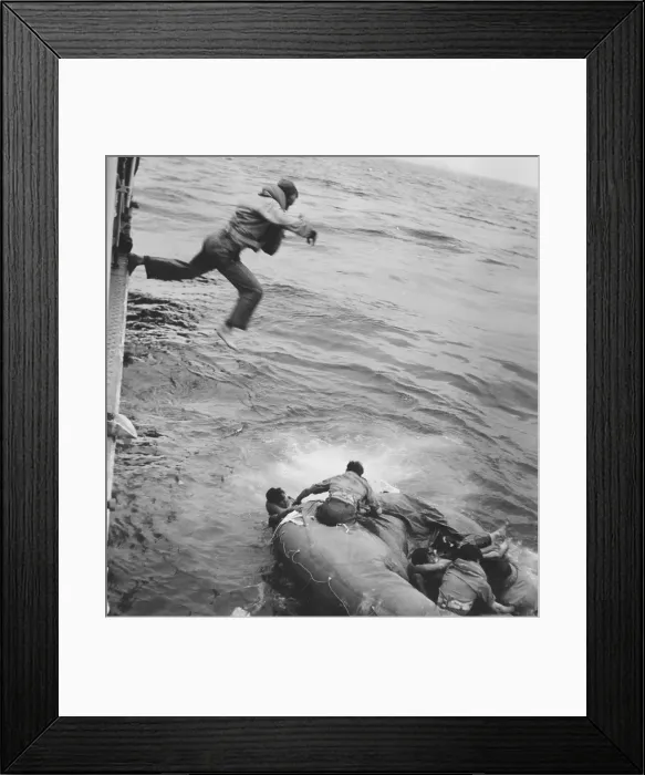 Framed Print : Abandon Ship Framed Print : Abandon Ship