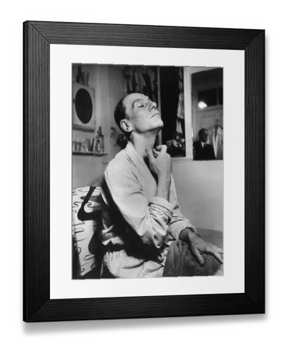 Framed Print : Gielgud Makes Up