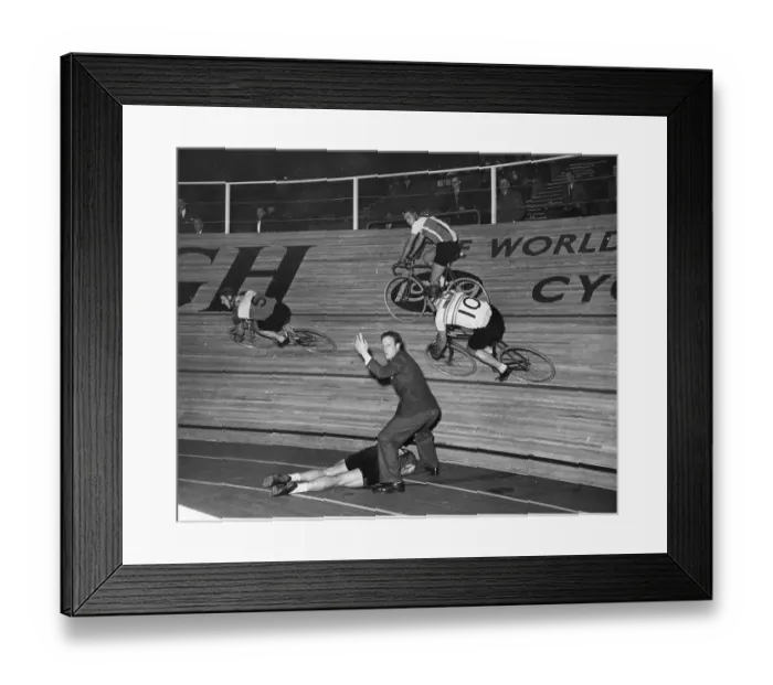 Framed Print : Cycle Race Framed Print : Cycle Race