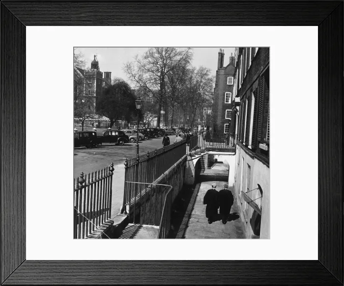 Framed Print : Lincoln's Inn Framed Print : Lincoln's Inn