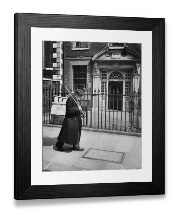 Framed Print : Rag And Bone Man Framed Print : Rag And Bone Man
