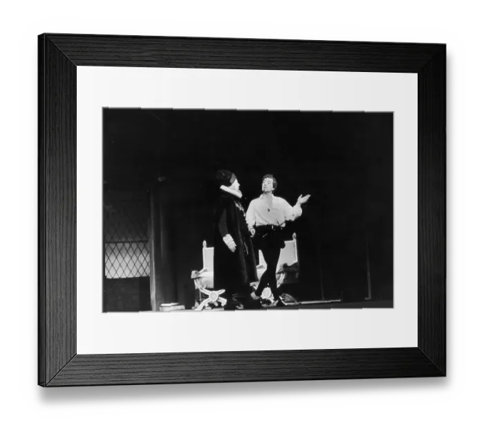 Framed Print : Guinness As Hamlet Framed Print : Guinness As Hamlet
