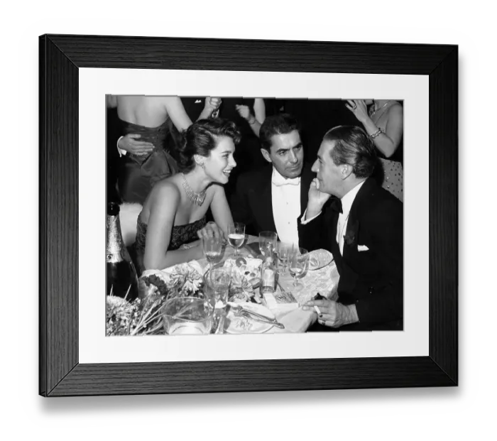 Framed Print : Cafe De Paris Framed Print : Cafe De Paris