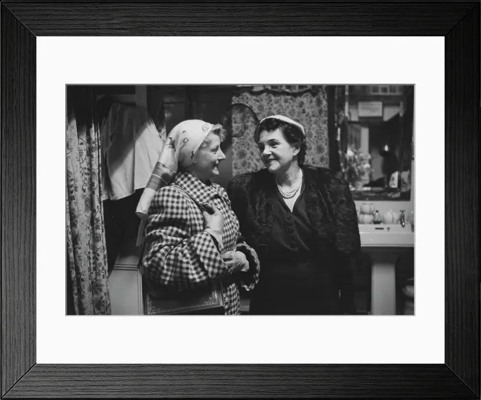 Framed Print : Ladies Turkish Bath Framed Print : Ladies Turkish Bath