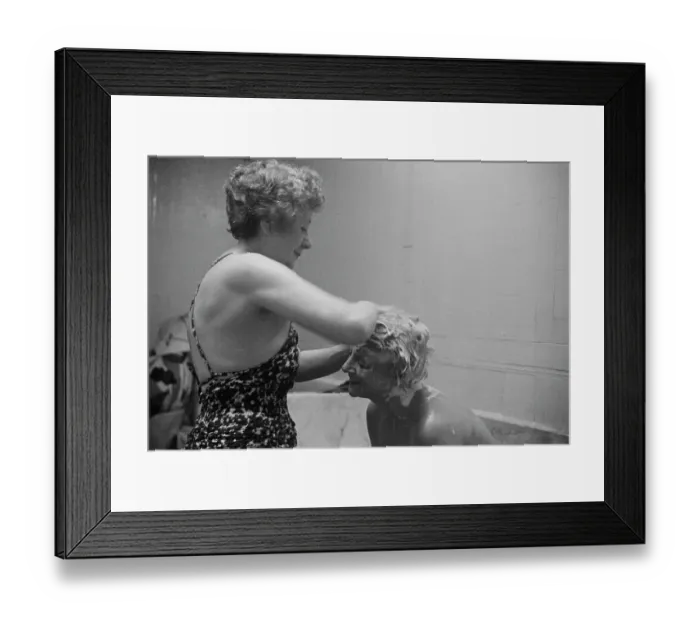 Framed Print : Ladies Turkish Bath Framed Print : Ladies Turkish Bath