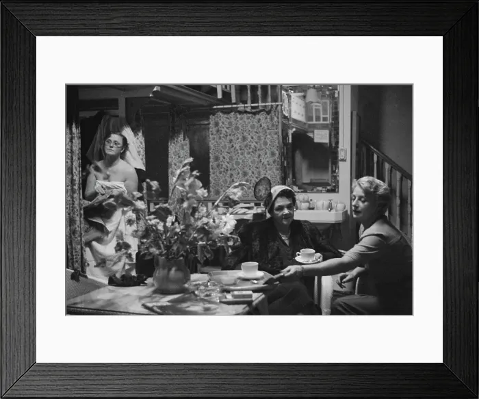 Framed Print : Ladies Turkish Bath Framed Print : Ladies Turkish Bath