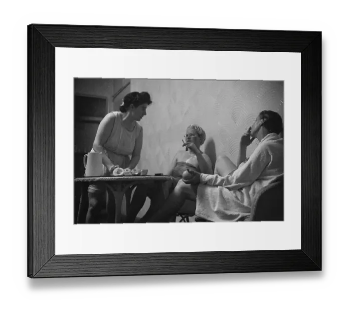 Framed Print : Ladies Turkish Bath Framed Print : Ladies Turkish Bath