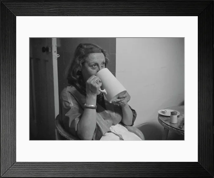 Framed Print : Ladies Turkish Bath Framed Print : Ladies Turkish Bath