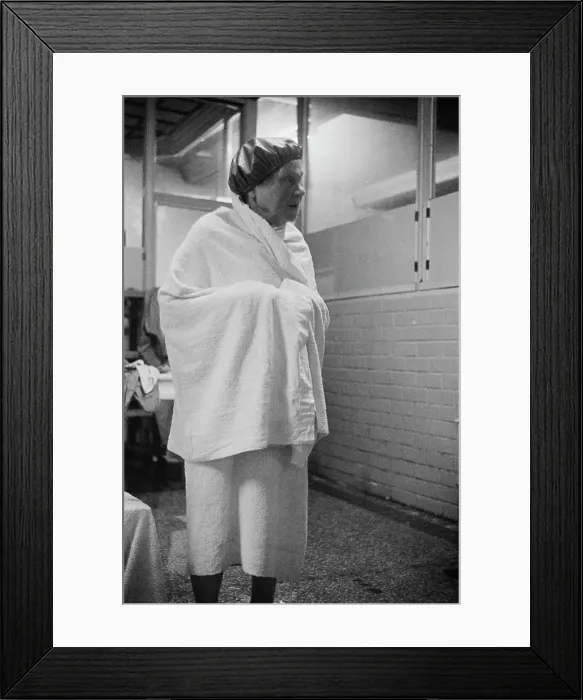 Framed Print : Ladies Turkish Bath Framed Print : Ladies Turkish Bath
