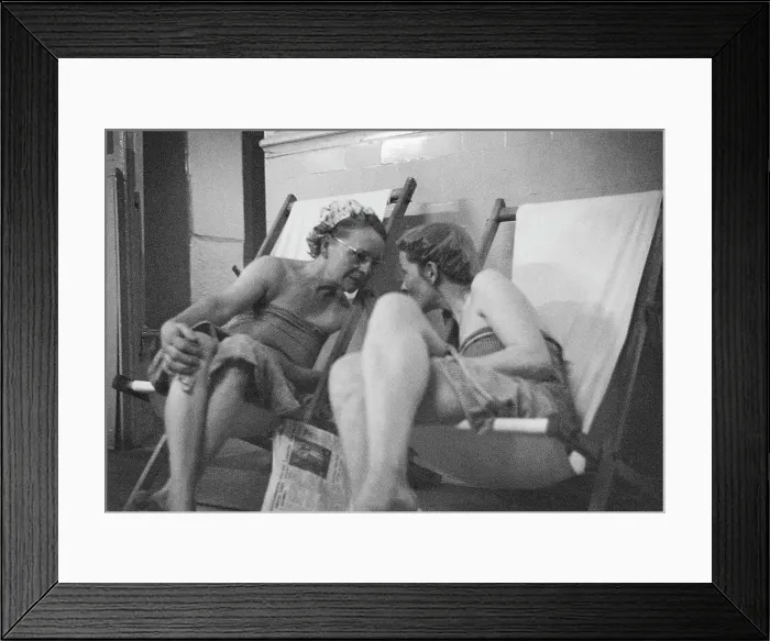 Framed Print : Ladies Turkish Bath Framed Print : Ladies Turkish Bath