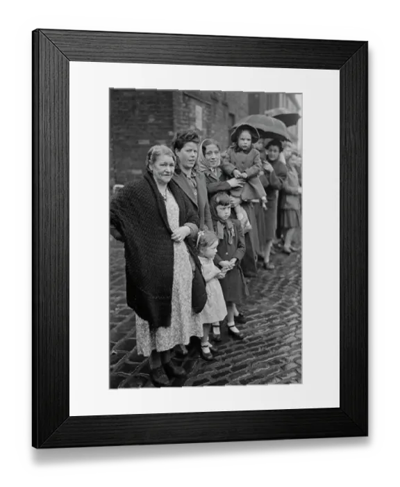 Framed Print : Manchester Street Parade, 1951