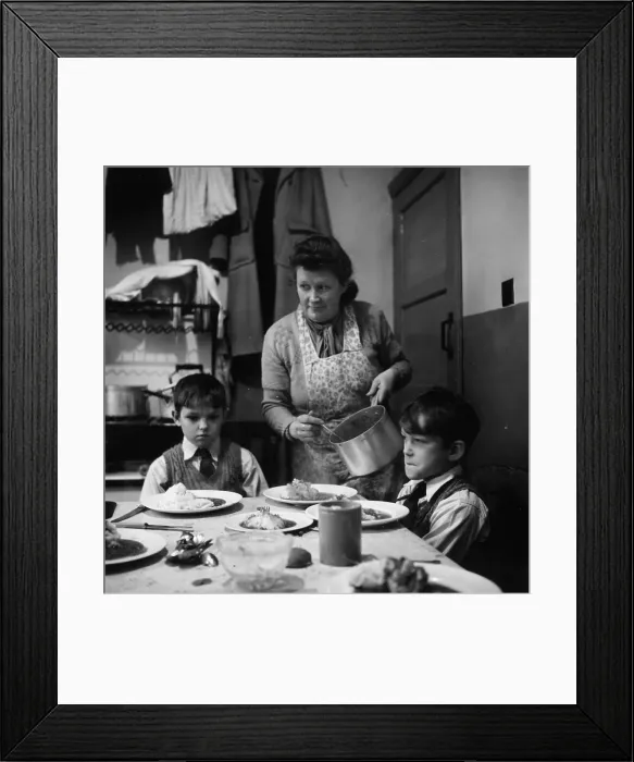 Framed Print : Thankless Task Framed Print : Thankless Task