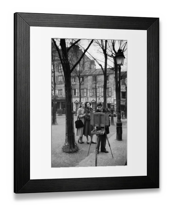 Framed Print : Place Du Tertre Framed Print : Place Du Tertre