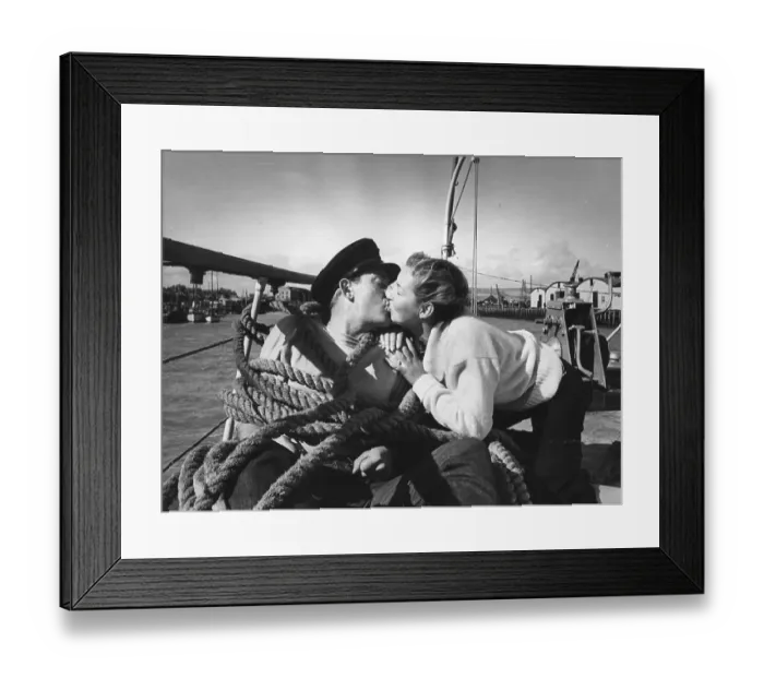 Framed Print : Screen Kiss Framed Print : Screen Kiss