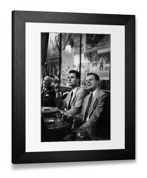 Framed Print : Paris Audience Framed Print : Paris Audience