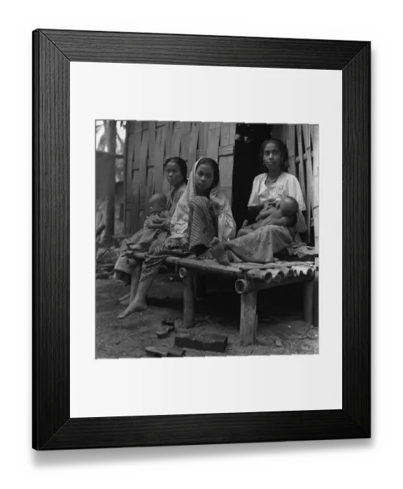 Framed Print : Singapore Family
