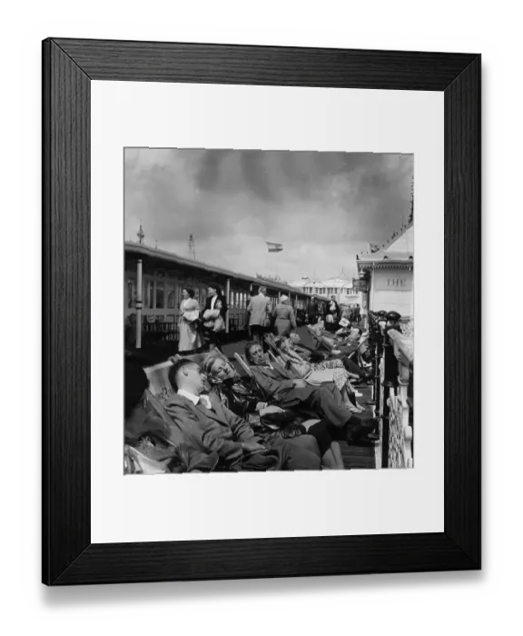 Framed Print : Exciting Hols Framed Print : Exciting Hols