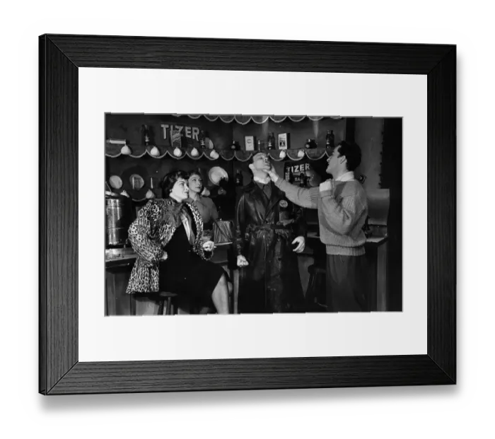 Framed Print : Punch-Up. Actresses Ursula Howells, (left), and Hilary Vernon look on as Leslie Yeo, Framed Print : Punch-Up. Actresses Ursula Howells, (left), and Hilary Vernon look on as Leslie Yeo,