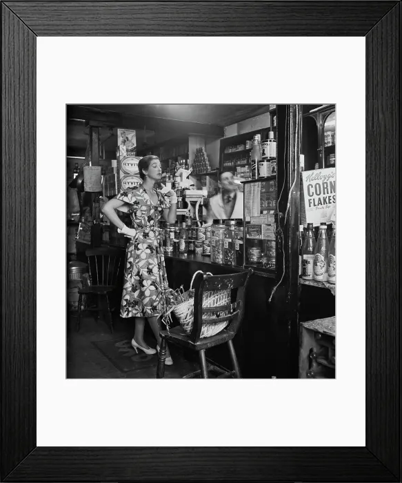 Framed Print : Modelling At Chiddingly Framed Print : Modelling At Chiddingly