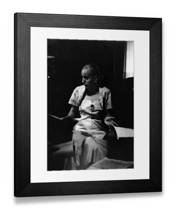 Framed Print : Eva Peron. Eva Duarte de Peron, (1919 - 1952) Framed Print : Eva Peron. Eva Duarte de Peron, (1919 - 1952)