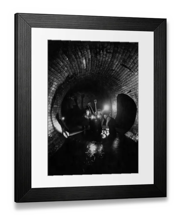 Framed Print : Maintaining London's Sewers
