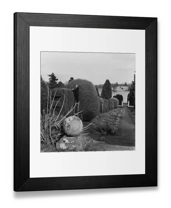Framed Print : Castle Leslie Framed Print : Castle Leslie