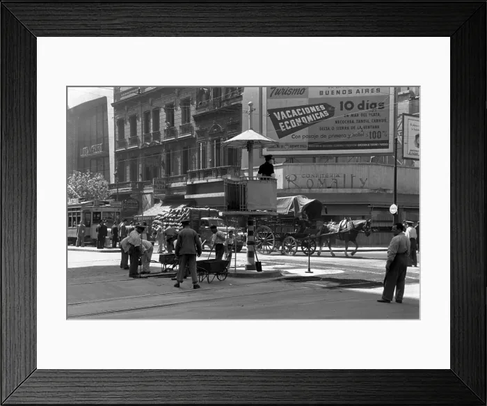 Framed Print : Buenos Aires Framed Print : Buenos Aires