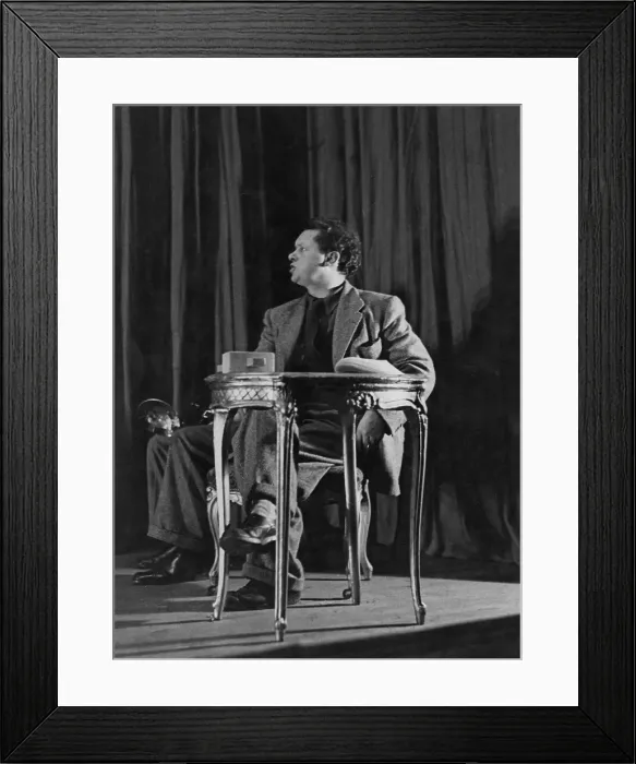 Framed Print : Dylan Thomas Framed Print : Dylan Thomas