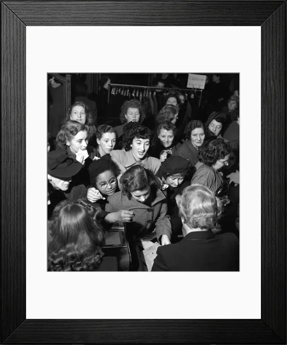 Framed Print : Keen Shoppers Framed Print : Keen Shoppers