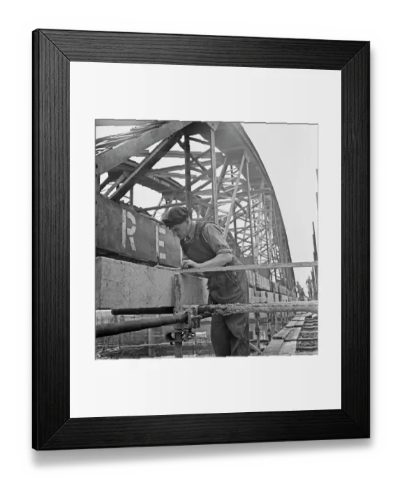 Framed Print : Royal Festival Hall Roof Construction Framed Print : Royal Festival Hall Roof Construction