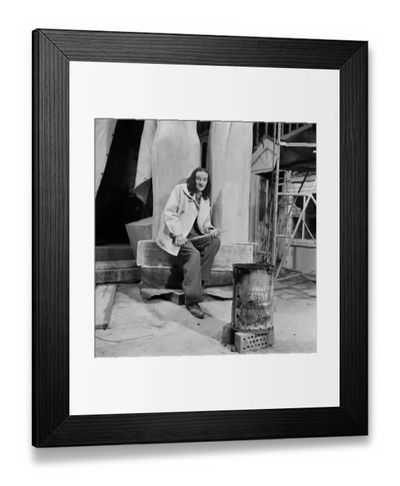Framed Print : Barbara Hepworth At Trewyn Studios Framed Print : Barbara Hepworth At Trewyn Studios