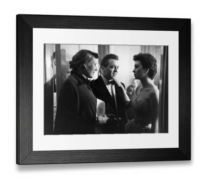 Framed Print : Welcoming Guests Framed Print : Welcoming Guests