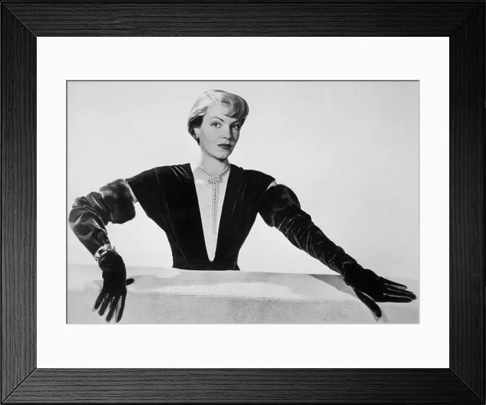 Framed Print : Elegant Gloves Framed Print : Elegant Gloves
