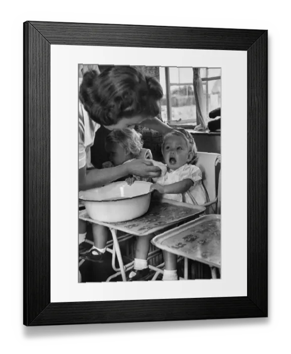 Framed Print : Washing Quads Framed Print : Washing Quads