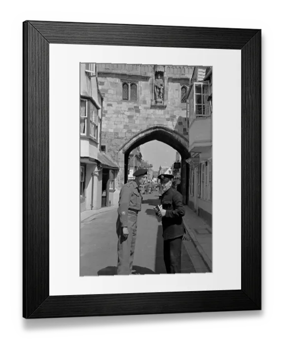 Framed Print : Cathedral Precints Framed Print : Cathedral Precints