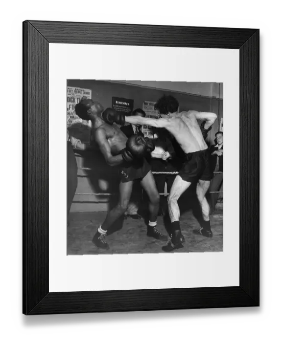 Framed Print : Boxing. 25th June 1949: Bert Williamson (left) sparring with Barry Leonard Framed Print : Boxing. 25th June 1949: Bert Williamson (left) sparring with Barry Leonard