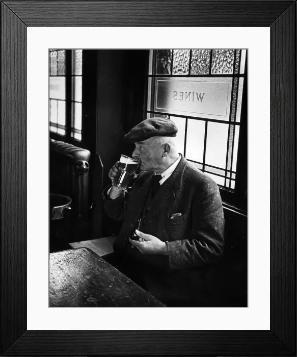 Framed Print : Old King's Head