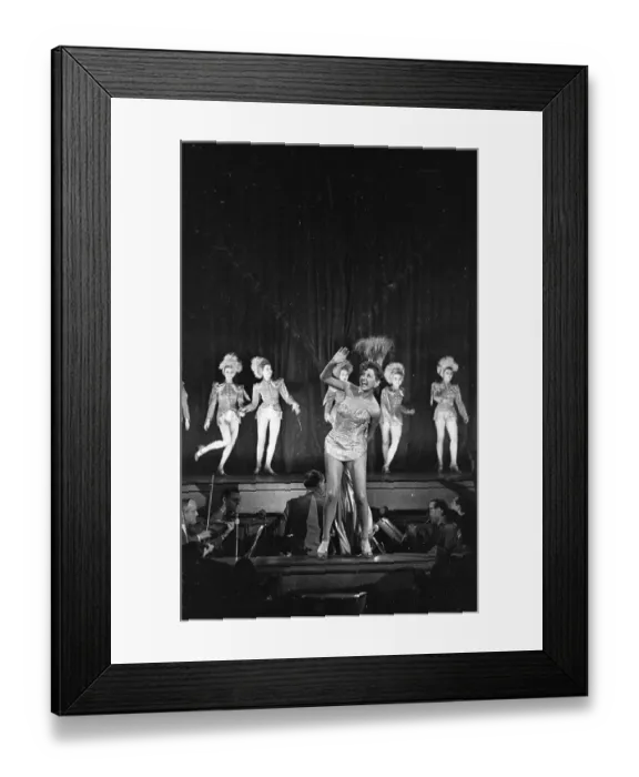 Framed Print : Nita Raya. 19th March 1949: Nita Raya, the leading dancer with the Folies Bergere in Paris Framed Print : Nita Raya. 19th March 1949: Nita Raya, the leading dancer with the Folies Bergere in Paris