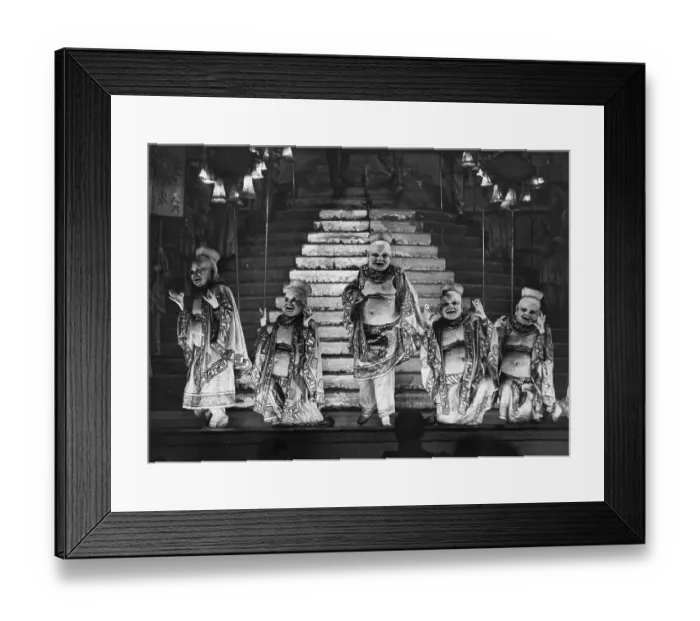 Framed Print : Folies Bergere Framed Print : Folies Bergere